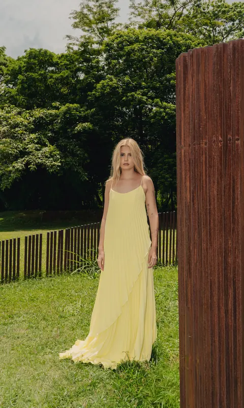 Vestido Sorrento, amarelo, da coleção Summer Muse.